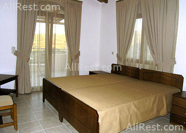 Tina Dora Villa 3